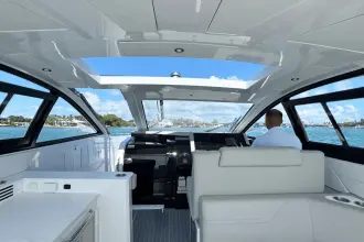 Thumbnail von Cruisers Yachts 42 GLS OB