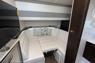 Thumbnail von Cruisers Yachts 42 GLS OB