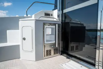 Thumbnail von Cruisers Yachts 42 Cantius