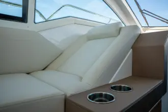 Thumbnail von Cruisers Yachts 42 Cantius