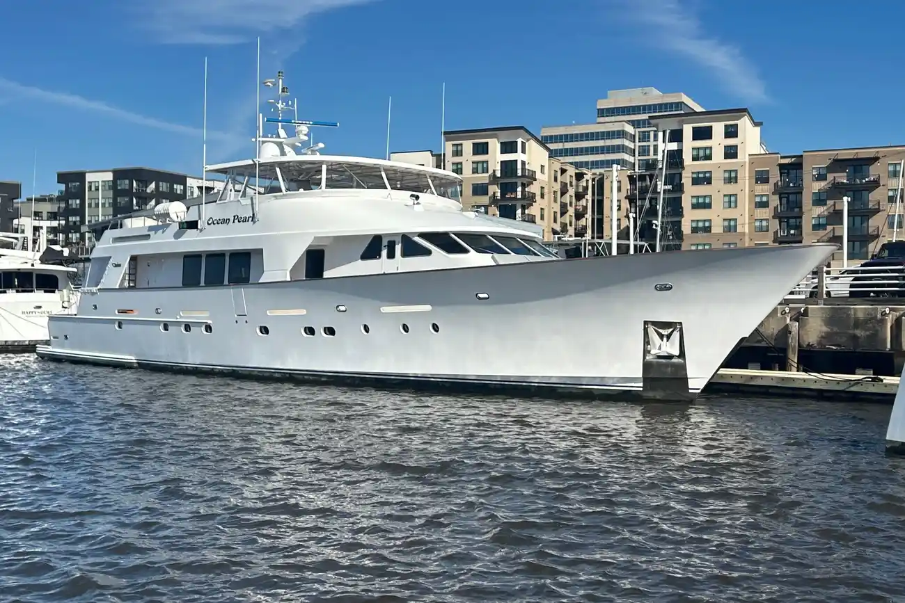 Christensen 115 Ocean Pearl