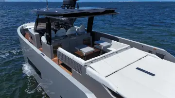 Thumbnail von De Antonio Yachts D42