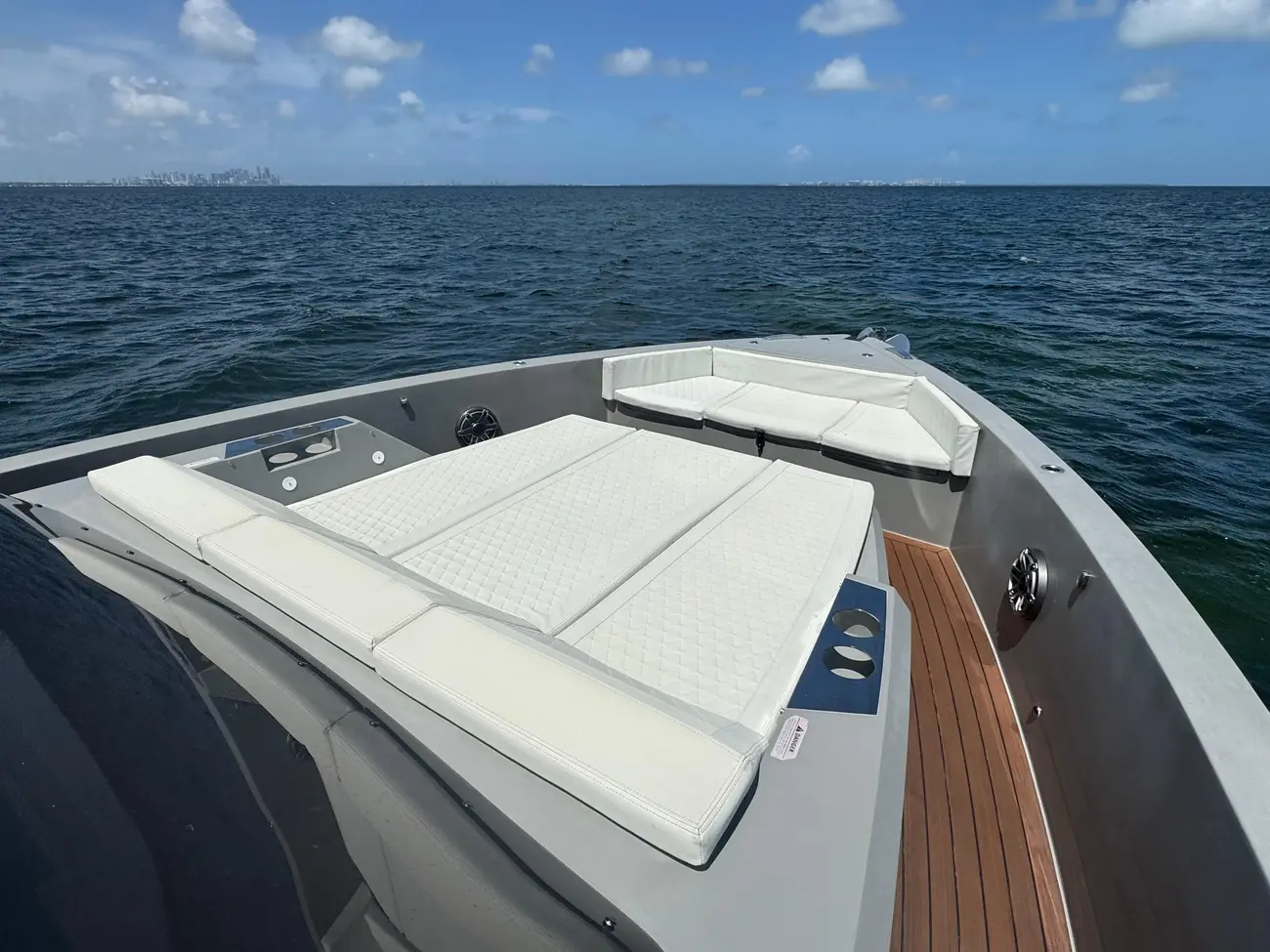 Thumbnail von De Antonio Yachts D42