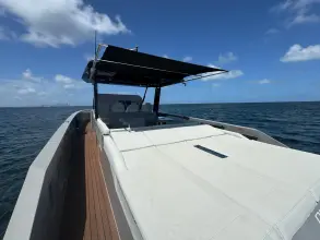 Thumbnail von De Antonio Yachts D42