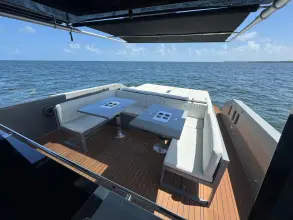 Thumbnail von De Antonio Yachts D42