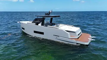 Thumbnail von De Antonio Yachts D42