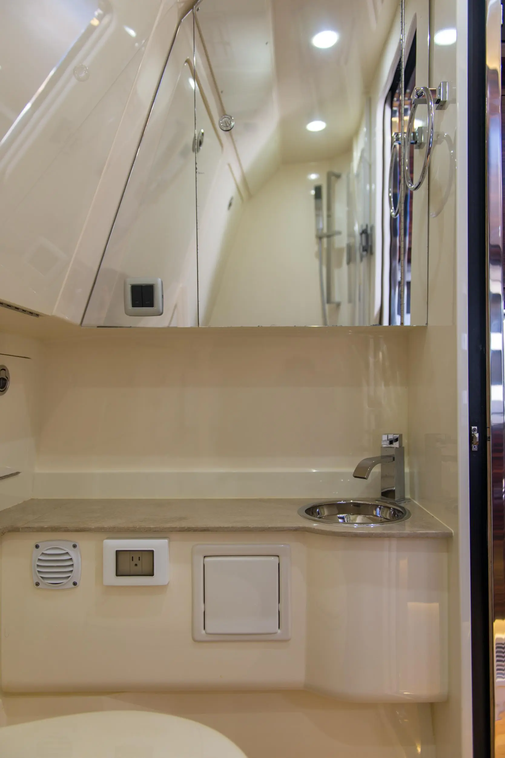 Thumbnail von Scout 420 LXF