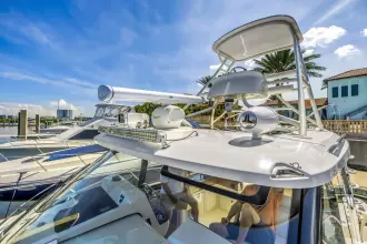 Thumbnail von Boston Whaler 405 Conquest