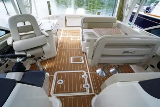 Thumbnail von Boston Whaler 320 Vantage