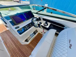 Thumbnail von Sea Ray SLX 310