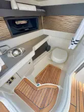 Thumbnail von Sea Ray SLX 310