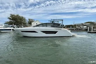 Thumbnail von Cruisers Yachts 46 Cantius