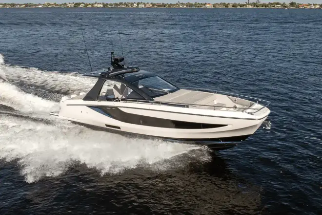 Azimut 50