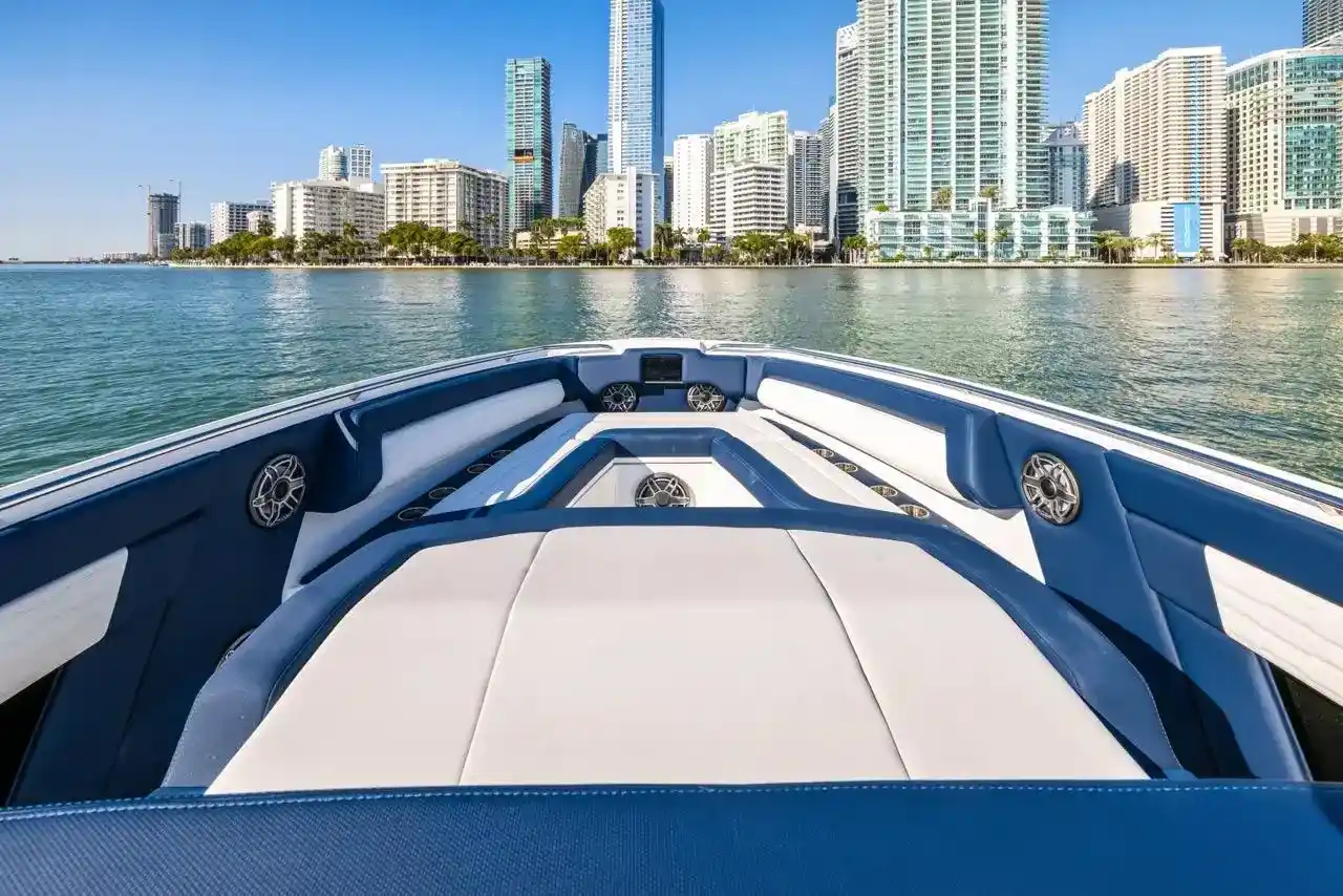 Thumbnail von Cigarette 42 Auroris