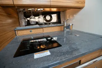 Thumbnail von Boston Whaler 405 Conquest