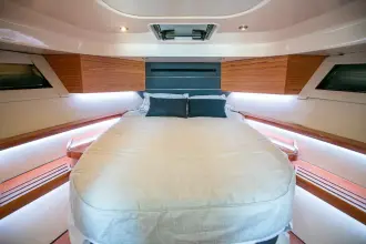 Thumbnail von Boston Whaler 405 Conquest