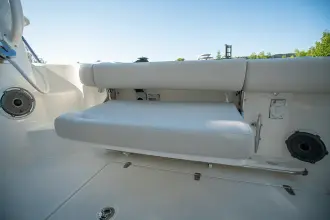 Thumbnail von Boston Whaler 405 Conquest