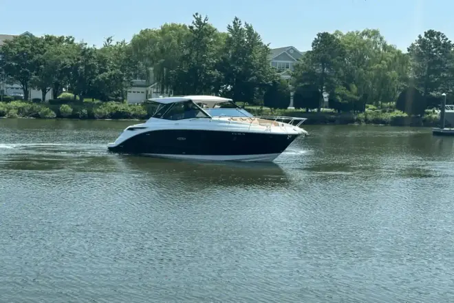 Sea Ray 320 Sundancer Außenborder