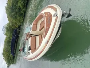 Thumbnail von Chris Craft Launch 32