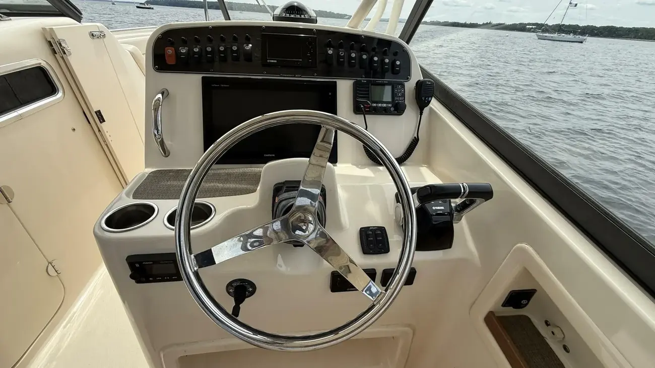 Thumbnail von Grady White Freedom 307 Aletha P LLC