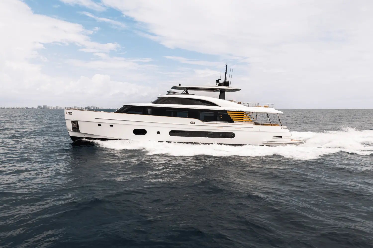 Azimut Magellano 25M