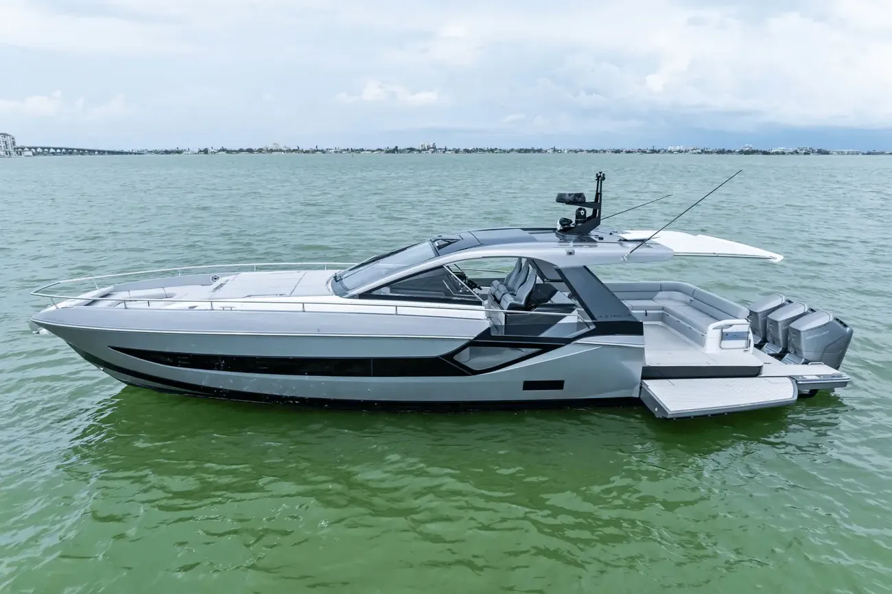 Azimut 48