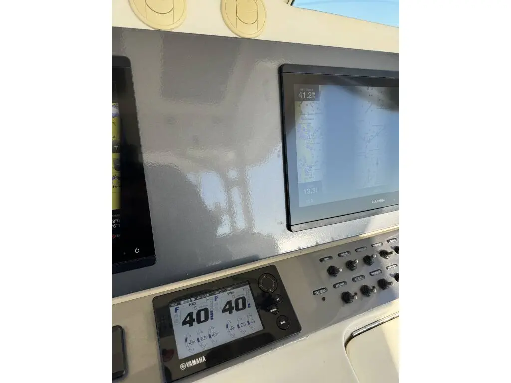 Thumbnail von Scout 345 Sportfish