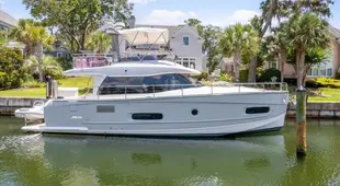Azimut 43