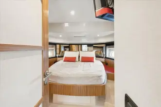 Thumbnail von Azimut 43