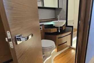 Thumbnail von Tiara Yachts 48LE