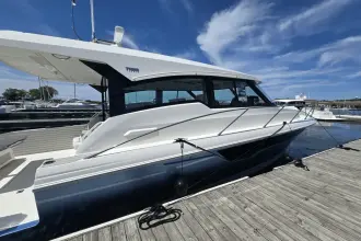 Thumbnail von Tiara Yachts 48LE