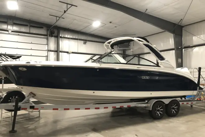 Sea Ray SDX 270 Dıştan Takma Motor