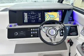 Thumbnail von Sea Ray 320 Sundancer