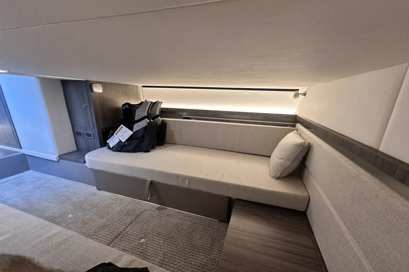 Thumbnail von Sea Ray 320 Sundancer