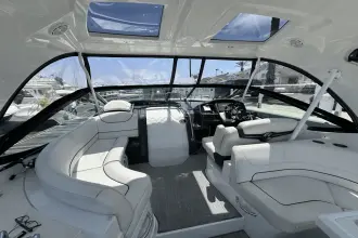 Thumbnail von Cruisers Yachts 35 Express