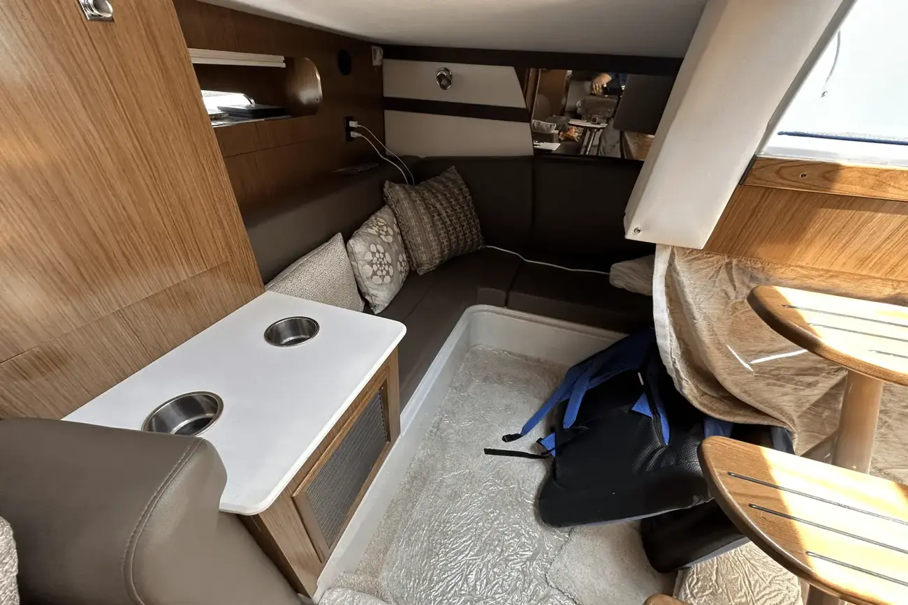 Thumbnail von Cruisers Yachts 35 Express