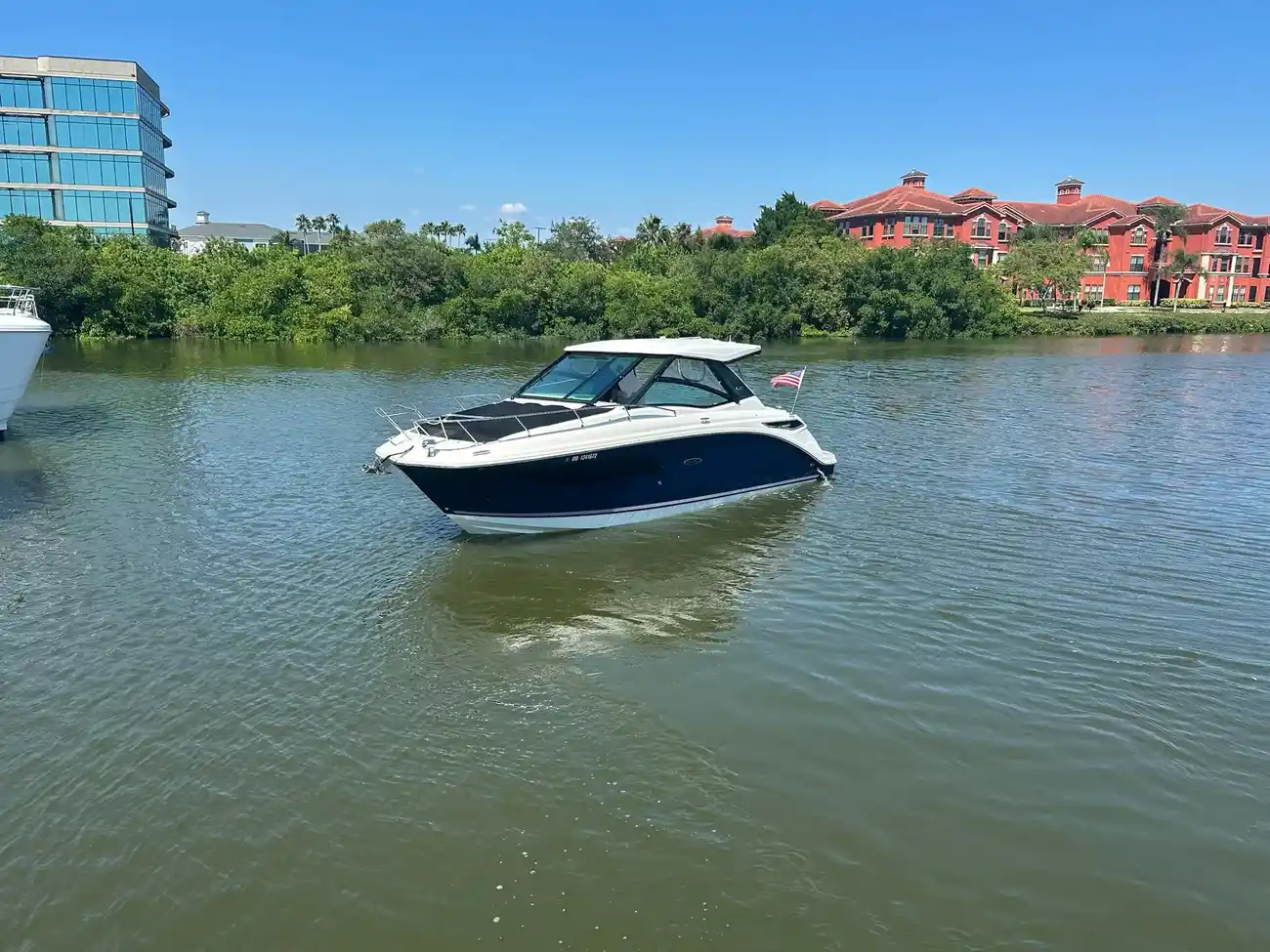 Thumbnail von Sea Ray 320 Sundancer