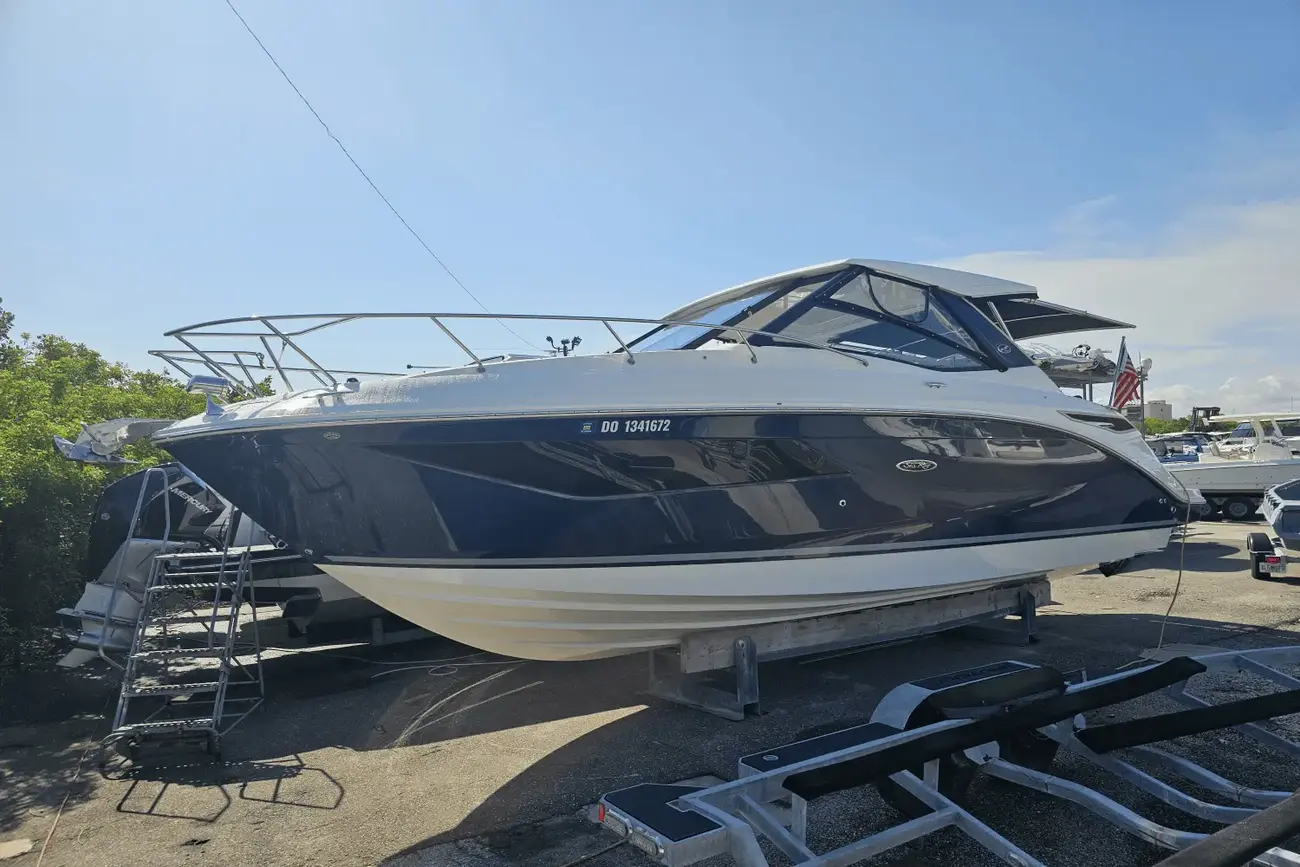 Thumbnail von Sea Ray 320 Sundancer