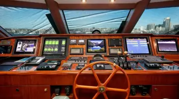 Thumbnail von Crescent 120