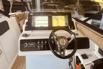 Thumbnail von Sea Ray SLX 310 Dıştan Takma