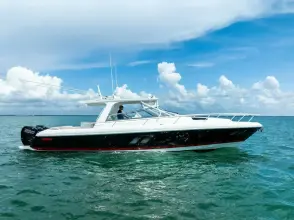 Thumbnail von Intrepid 430 Sport Yacht Virgo