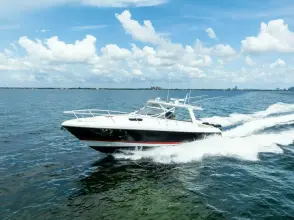 Thumbnail von Intrepid 430 Sport Yacht Virgo