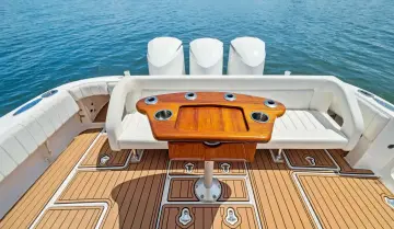 Thumbnail von Intrepid 430 Sport Yacht Lil' Sumpin II