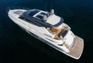 Thumbnail von Riviera 6000 Sport Yacht