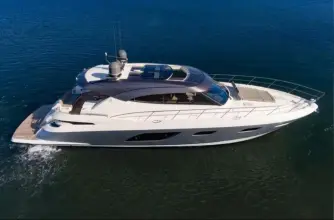 Thumbnail von Riviera 6000 Sport Yacht