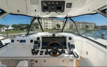 Thumbnail von Sea Ray 580 Sedan Bridge
