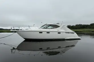 Thumbnail von Tiara Yachts 3500 Sovran