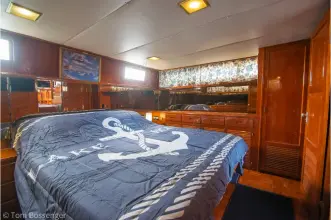 Thumbnail von Lien Hwa 47 Elegant MKII Motoryacht OCEANIA