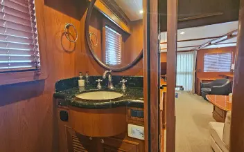 Thumbnail von Outer Reef Yachts 700 Motoryacht UNBRIDLED