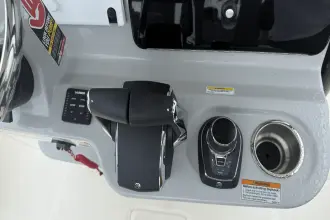 Thumbnail von Boston Whaler 280 Outrage